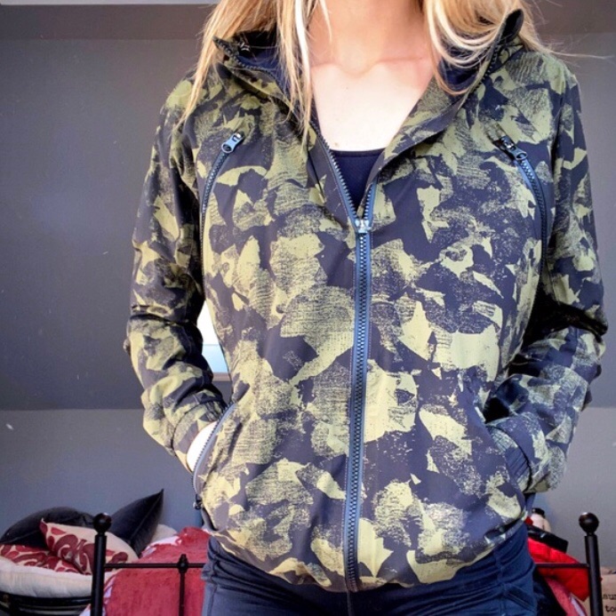 Lululemon Camo Rise And Shine Reflective Jacket Mystic Jungle Camouflage